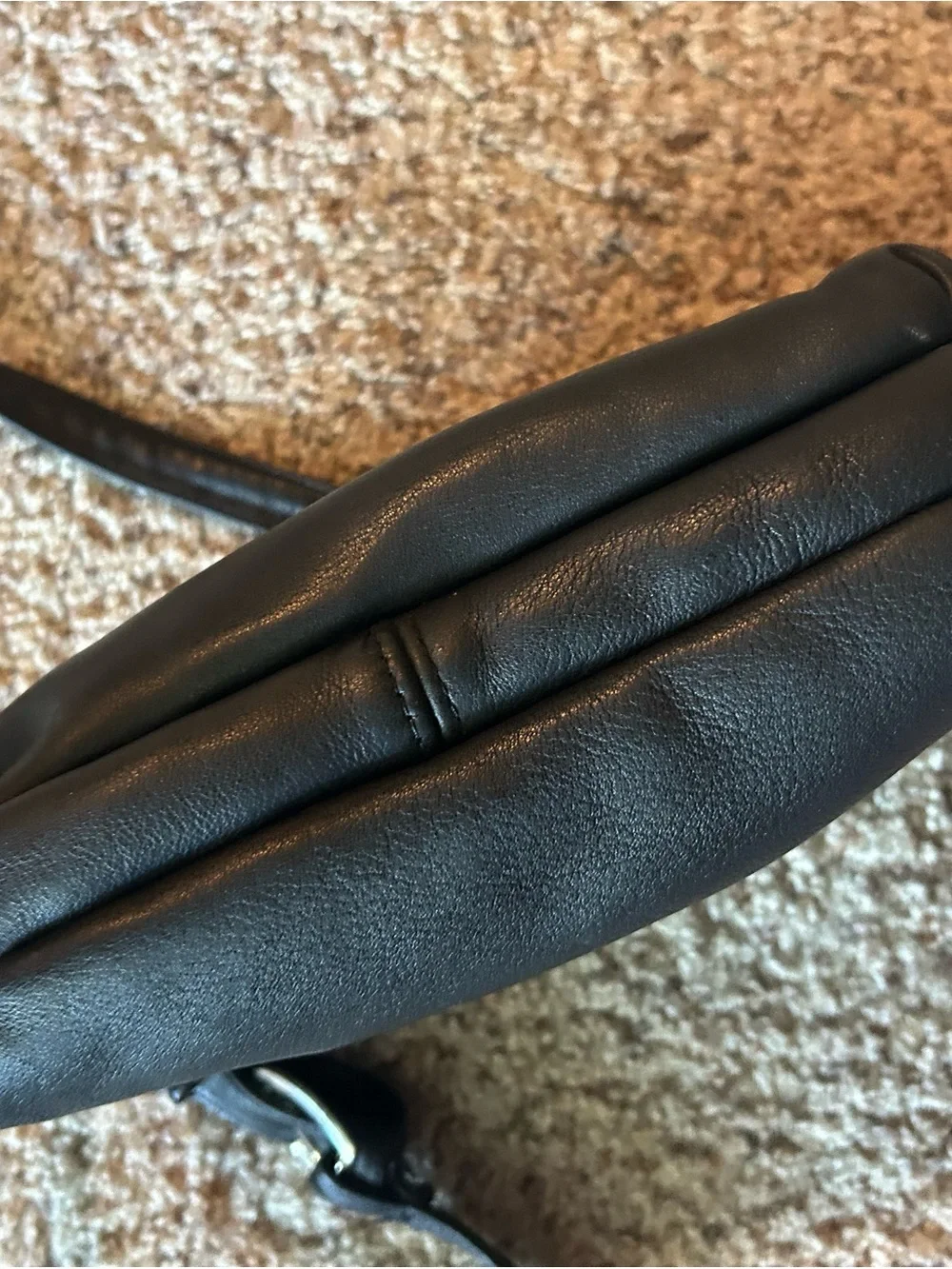 Classic Stone Mountain Black Leather Crossbody Purse